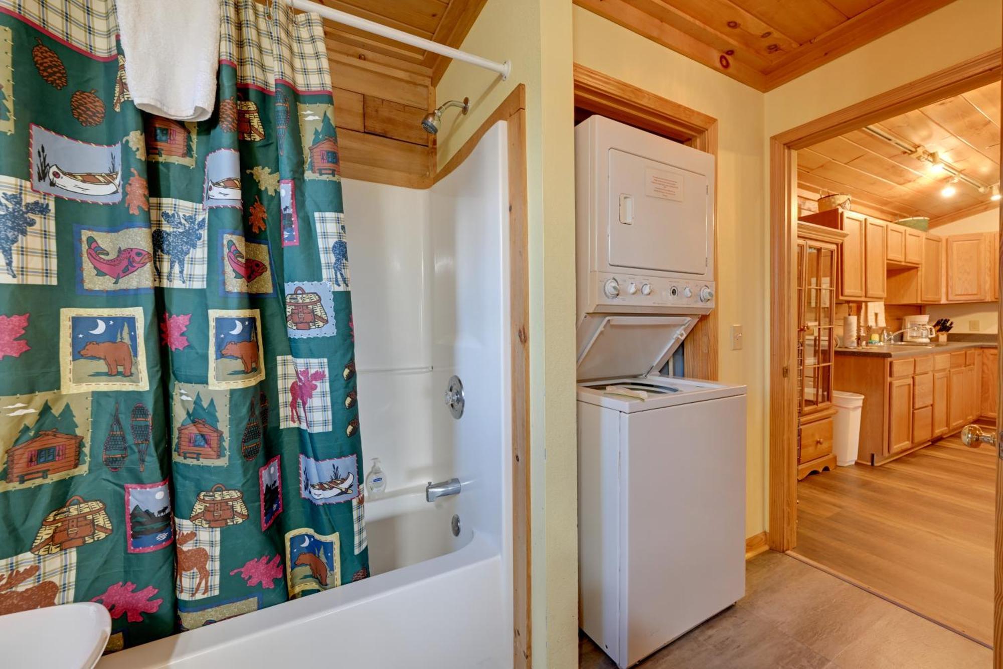 Cozy Deer Glen Cabin With Private Hot Tub And Porch! Bryson City Dış mekan fotoğraf
